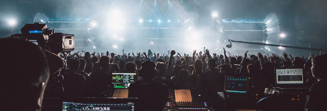 Armin van Buuren, A State of Trance Festival Utrecht (21-02-2015) Warm Up Set Track List