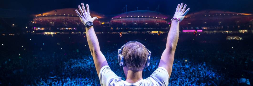 ASOT644: Tune of the Year 2013!